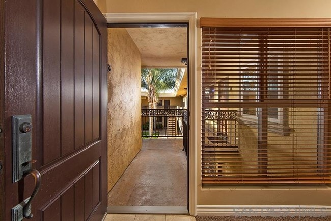 Entry - 1450 Iris Ave