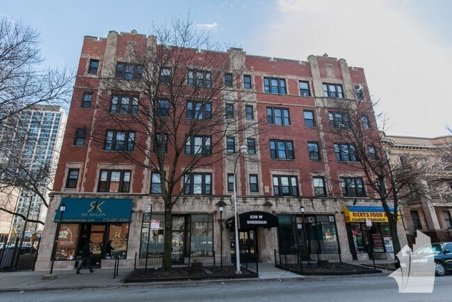 Foto del edificio - 839 W Sheridan Rd