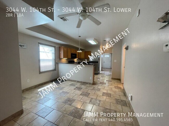 Foto del edificio - 2-Bedroom Duplex apartment in Cleveland!!