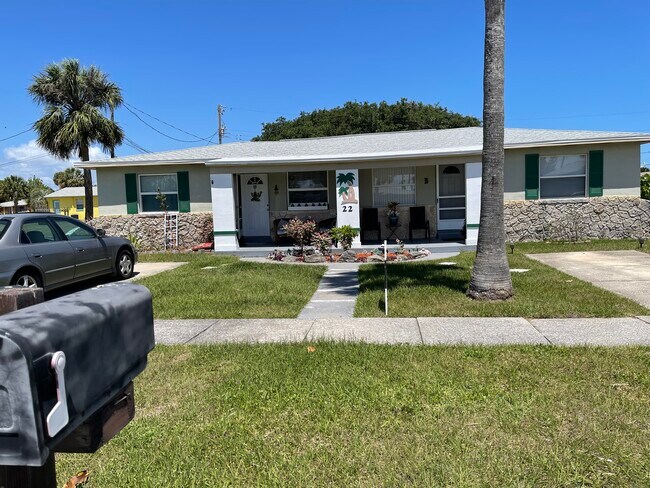Foto del edificio - 22 Cypress Cir