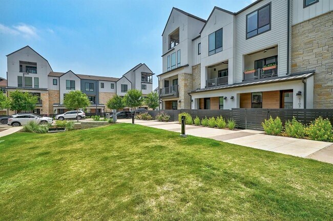 Building Photo - 4105 McKinley Fields Dr