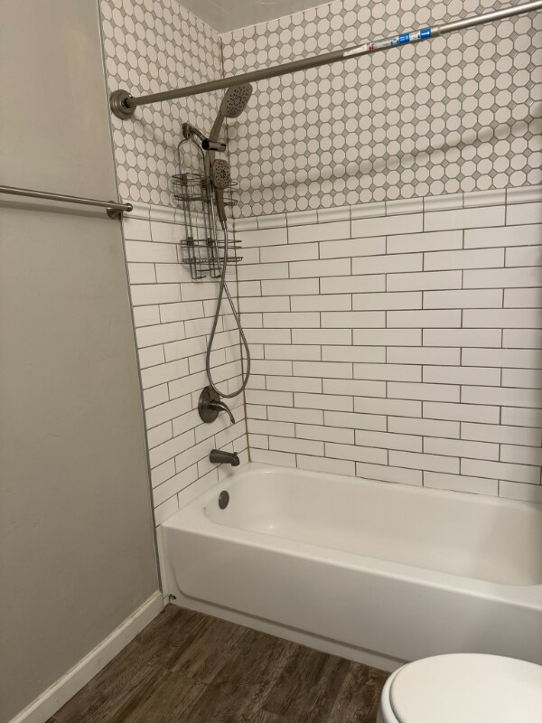 Photo - 1135 E 28th St House