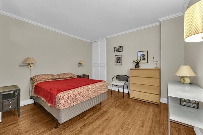 Foto del edificio - 400 E 54th St