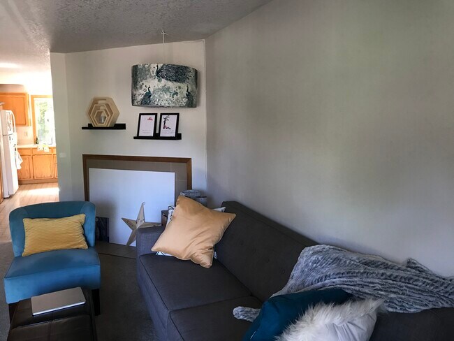 Foto del edificio - 613 R St