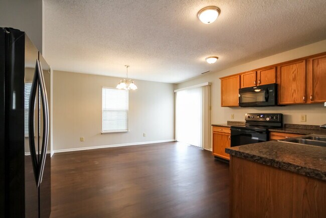 Foto del edificio - 10743 Timothy Ln