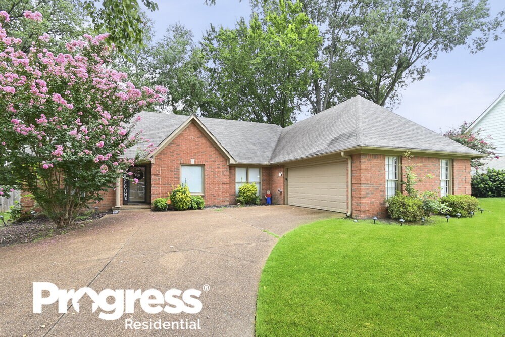 Primary Photo - 4264 Thunderstone Cir W