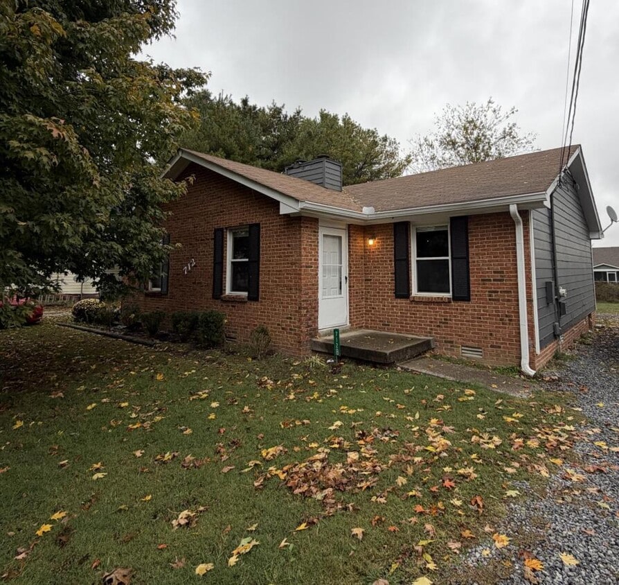 Primary Photo - 712 Calista Rd