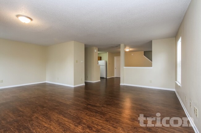 Foto del edificio - 13411 All American Rd