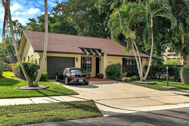 Foto del edificio - 2790 Azalea Ct