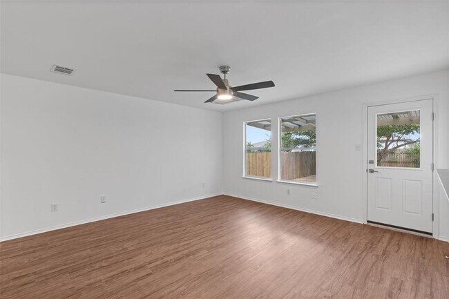 Building Photo - 13505 Lismore Ln