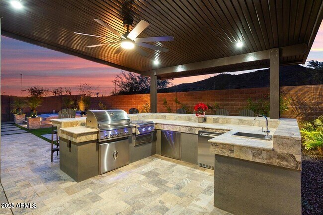 Foto del edificio - 32268 N 133rd Ln