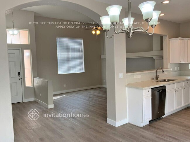 Foto del edificio - 8936 Attic Grace Ave