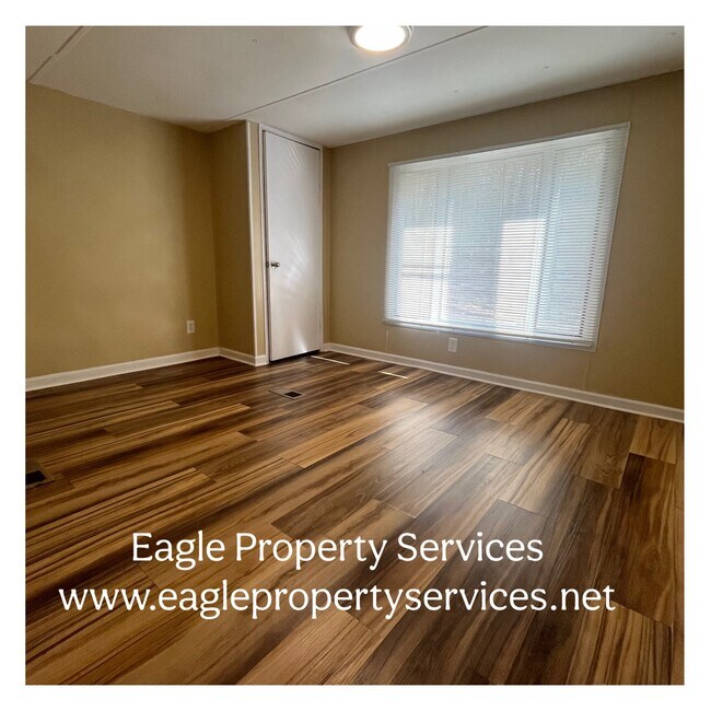 Foto del edificio - 1546 River Rd