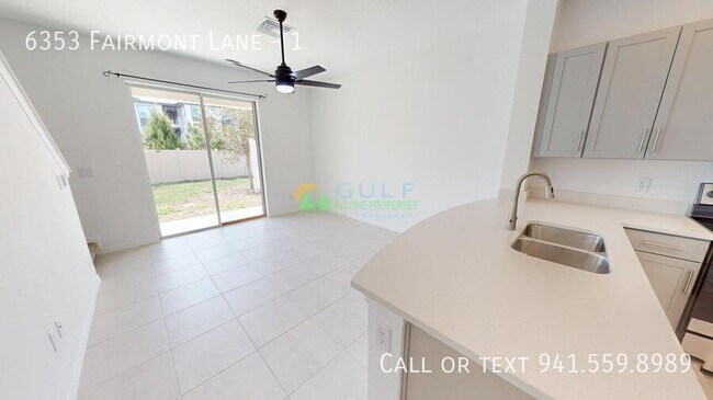 Foto del edificio - 6353 Fairmont Ln