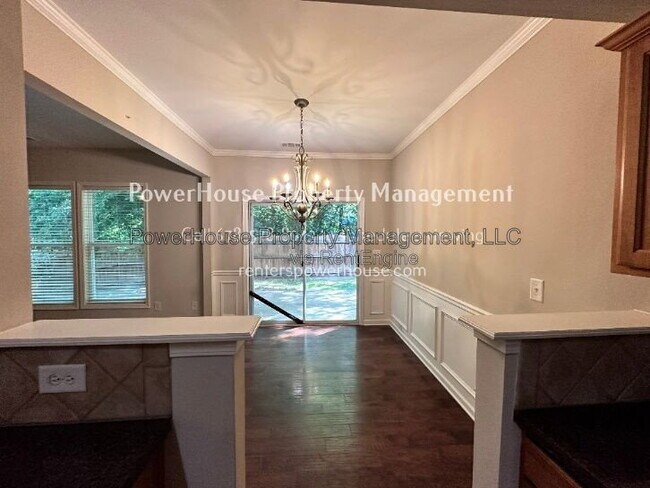 Foto del edificio - 5530 Crestwick Wy