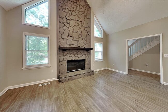 Foto del edificio - 4125 Inola Trail NE