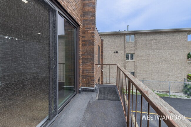 Foto del edificio - 6320 W 79th St