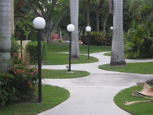 Foto del edificio - 767 SE 1st Way