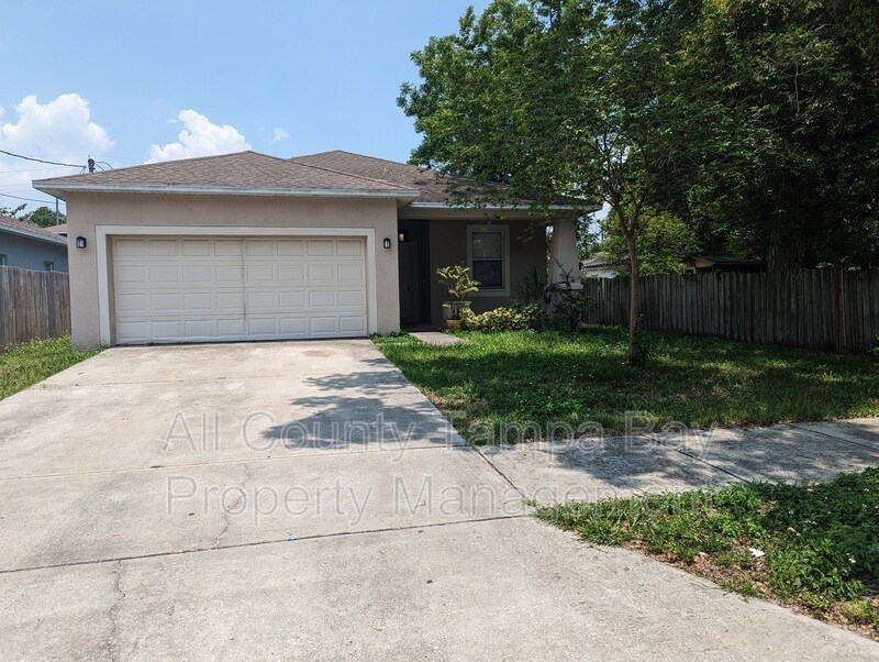 Building Photo - 3511 Cone Ct