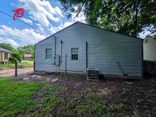 Building Photo - 1153 Windemere Ave