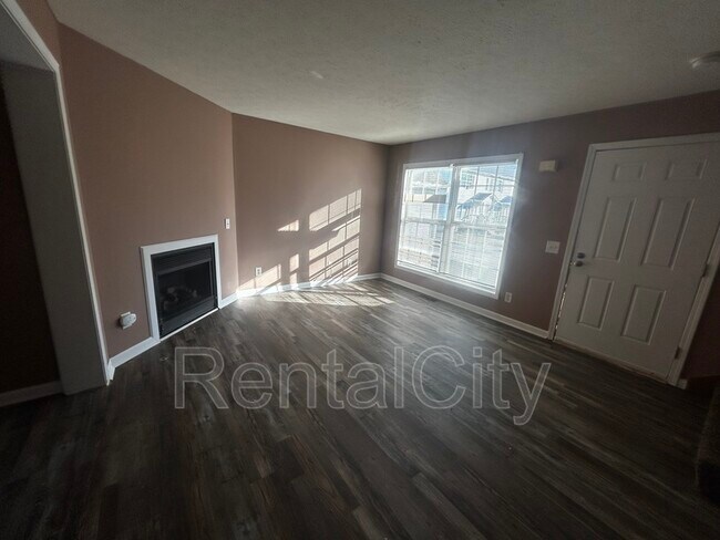 Foto del edificio - 153 Cloverdale St