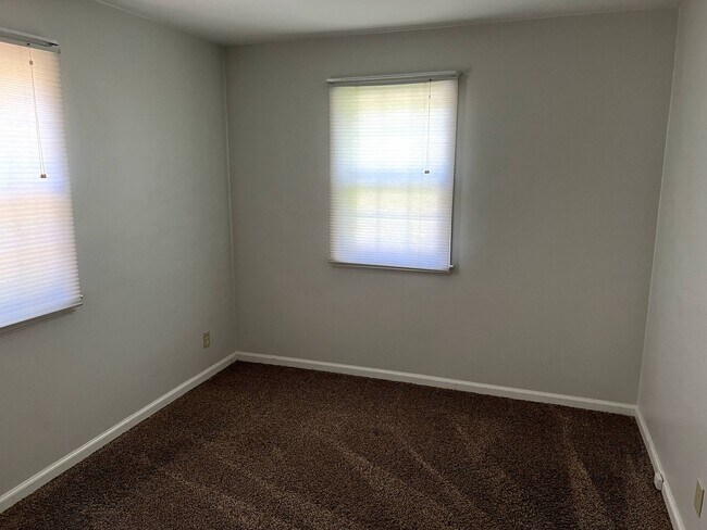 Foto del edificio - Secluded 4 Bed Holladay Home in Quiet Neighborhood with Mountain Views!!