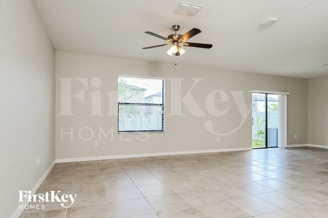 Foto del edificio - 12702 Hampton Hill Dr