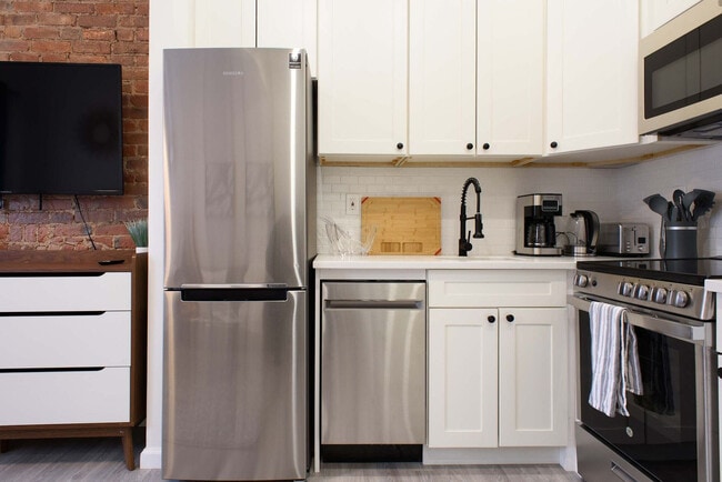 Foto del edificio - 240e E 75th St