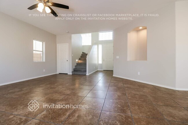 Foto del edificio - 1421 S 123rd Dr