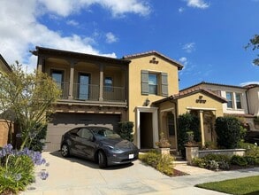 Building Photo - 110 Briar Rose
