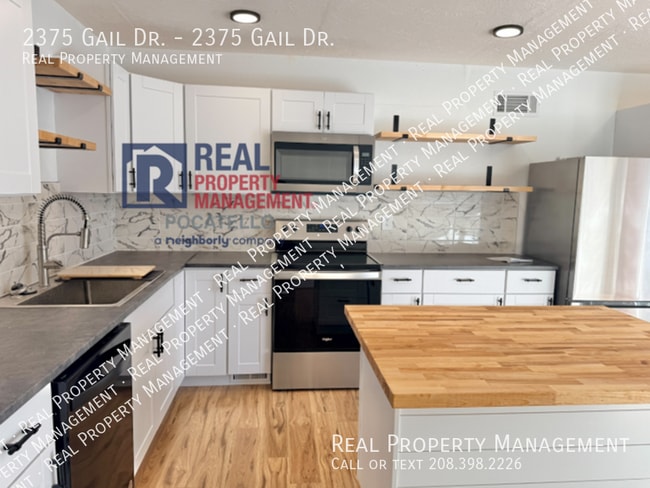 Foto del edificio - 2375 Gail Dr