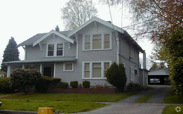 Primary Photo - 322 Avenue A