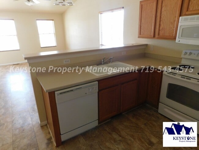 Foto del edificio - Northside  2 Bedroom/ 1 Bath/1 Car Garage  Patio Home $1600/$1600