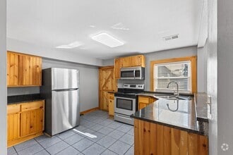 Building Photo - 102 Bacon Rd