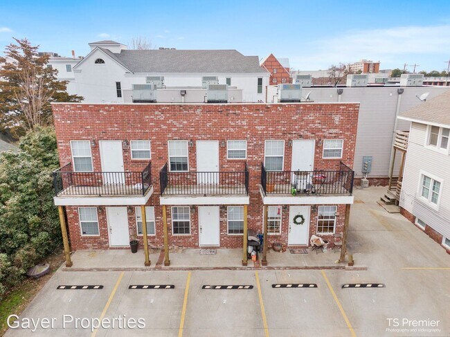 Foto del edificio - 523 N Storer Ave