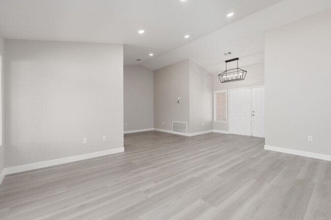 Building Photo - Renovated home in 55+Sun City Summerlin