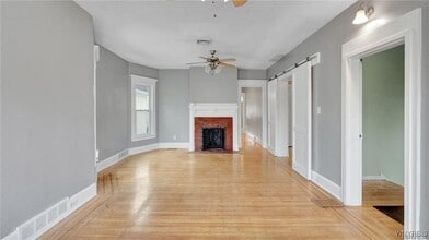 Building Photo - 2528 Main St