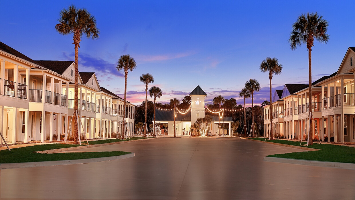 Primary Photo - Boardwalk Village