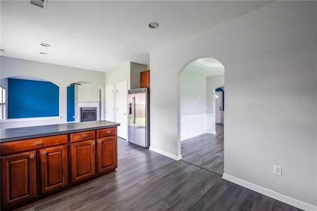Foto del edificio - 7702 Parkside Dr