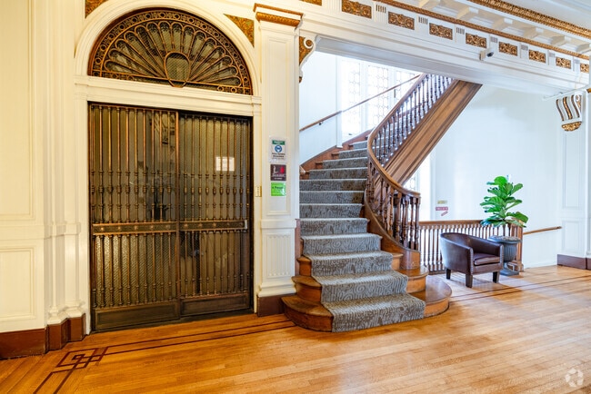 Elevator - Warrington Apartments