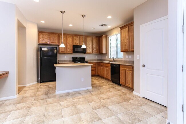 Foto del edificio - 10436 Scotch Elm Ave