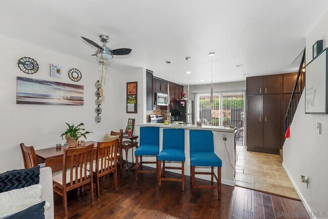 Foto del edificio - 452 Verde Ridge Ct