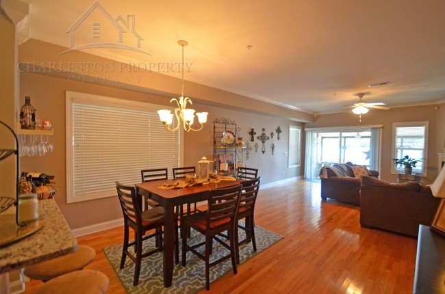 Foto del edificio - 4973 Lake Palmetto Ln
