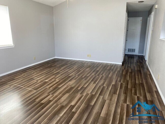 Foto del edificio - 3114 Juanita Ave