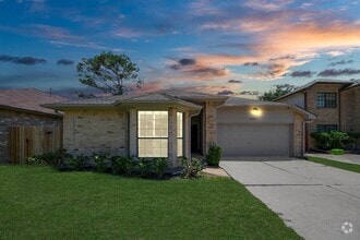 Building Photo - 12407 Meadow Ridge Dr