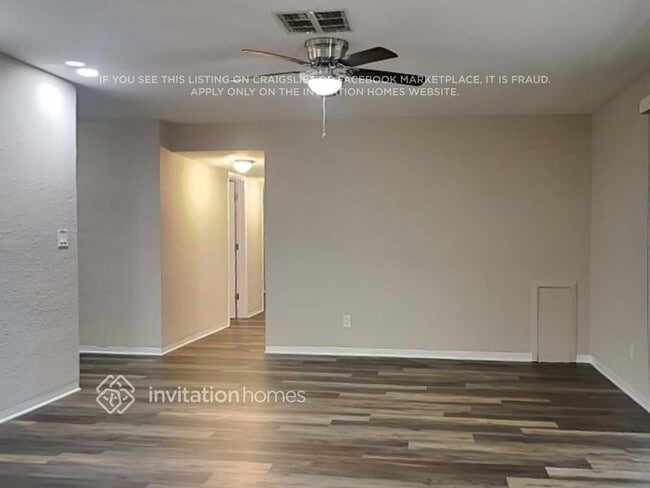 Building Photo - 3944 Porpoise Dr SE