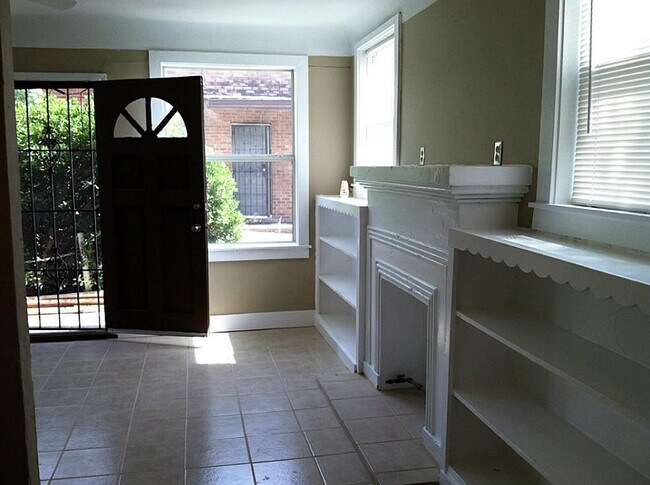 Foto del edificio - 5344 Leeland St