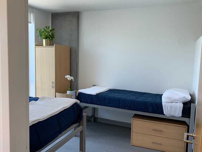 Bedroom - 200 Van Ness Ave