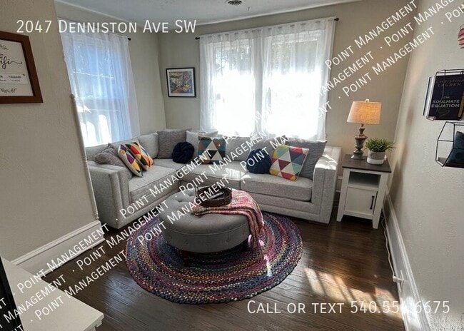 Building Photo - 2047 Denniston Ave SW