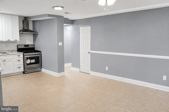 Building Photo - 63 Galveston Pl SW